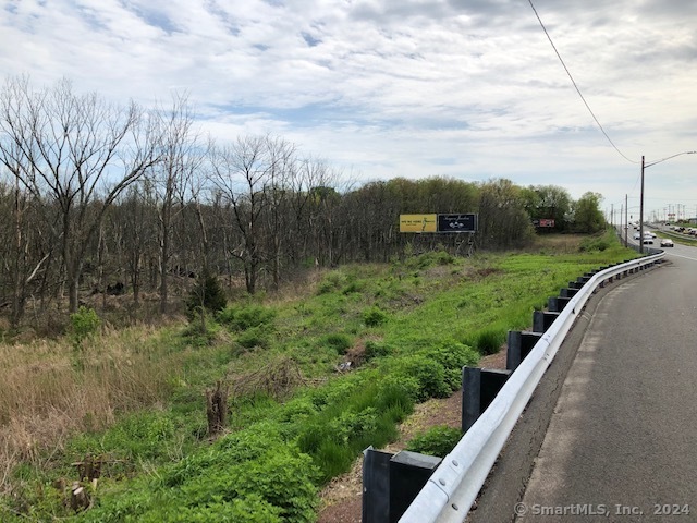 2990 Berlin Turnpike