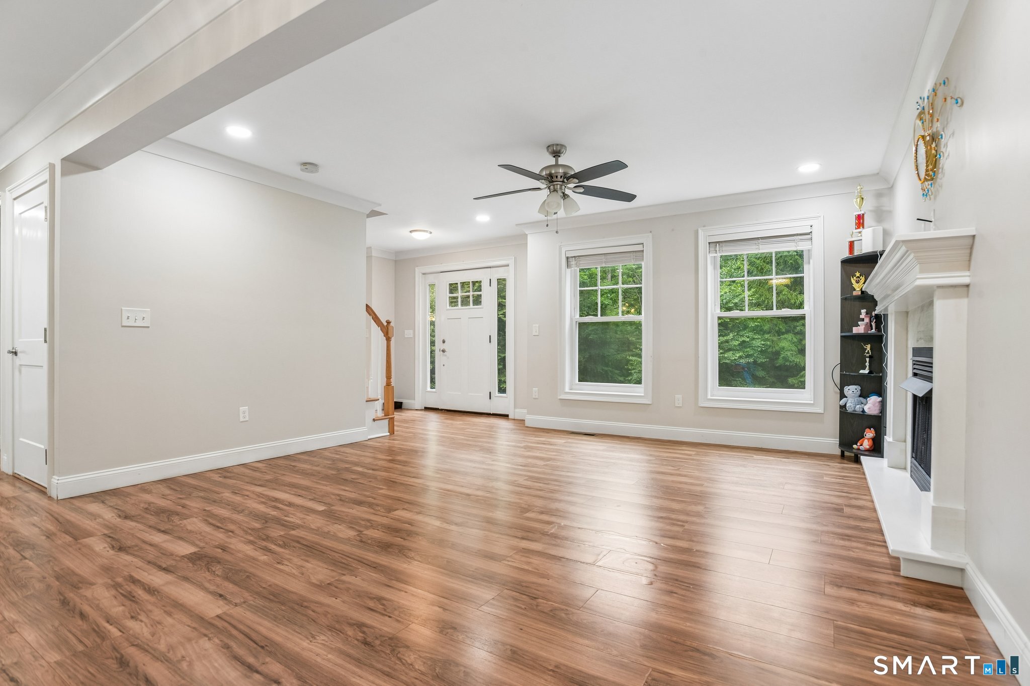25 Spring Rock Road