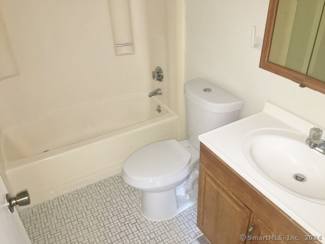 128 Derby Avenue #APT E, New Haven, Connecticut image 12