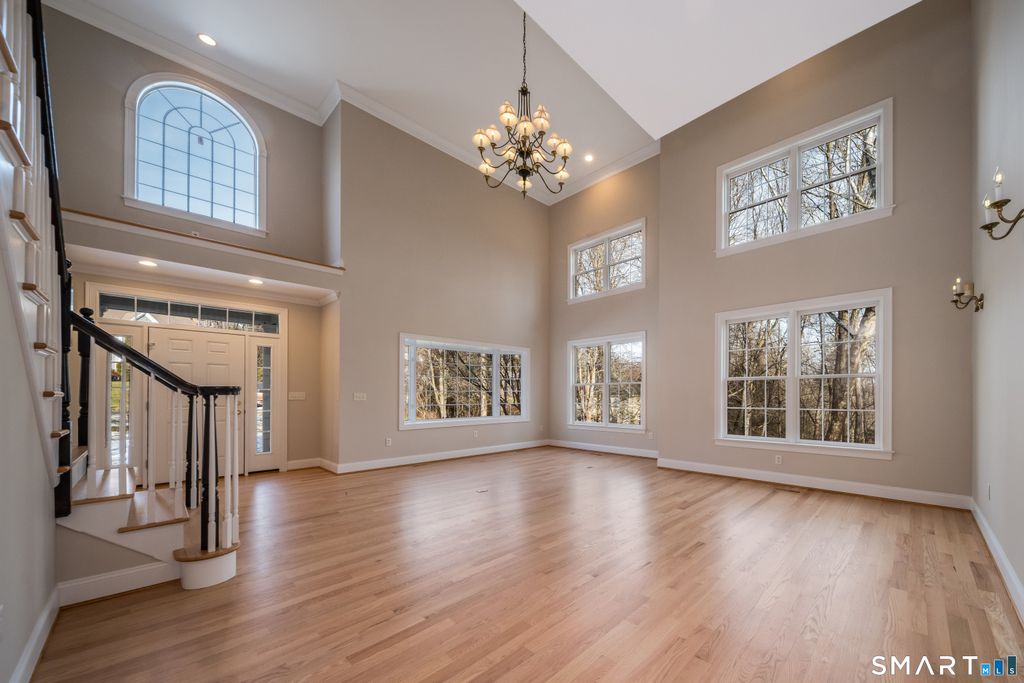 Photo of 123 Bridgewater Drive, Avon, CT 06001 (MLS # 24146561)