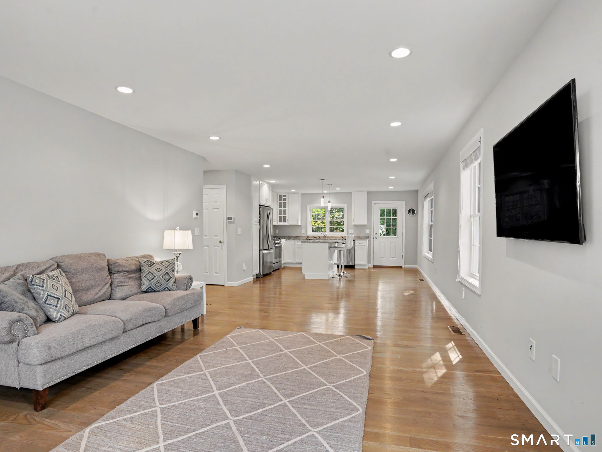 42 Chestnut Street 3