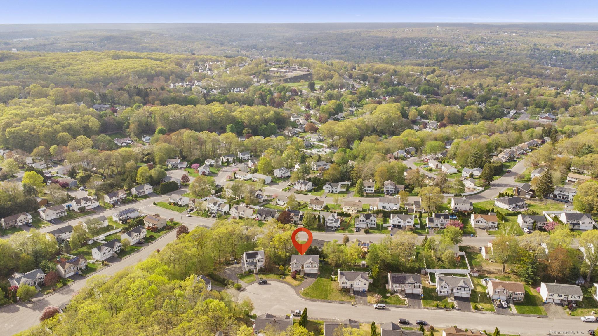 13 Woodcrest Drive, Waterbury, Connecticut image 8