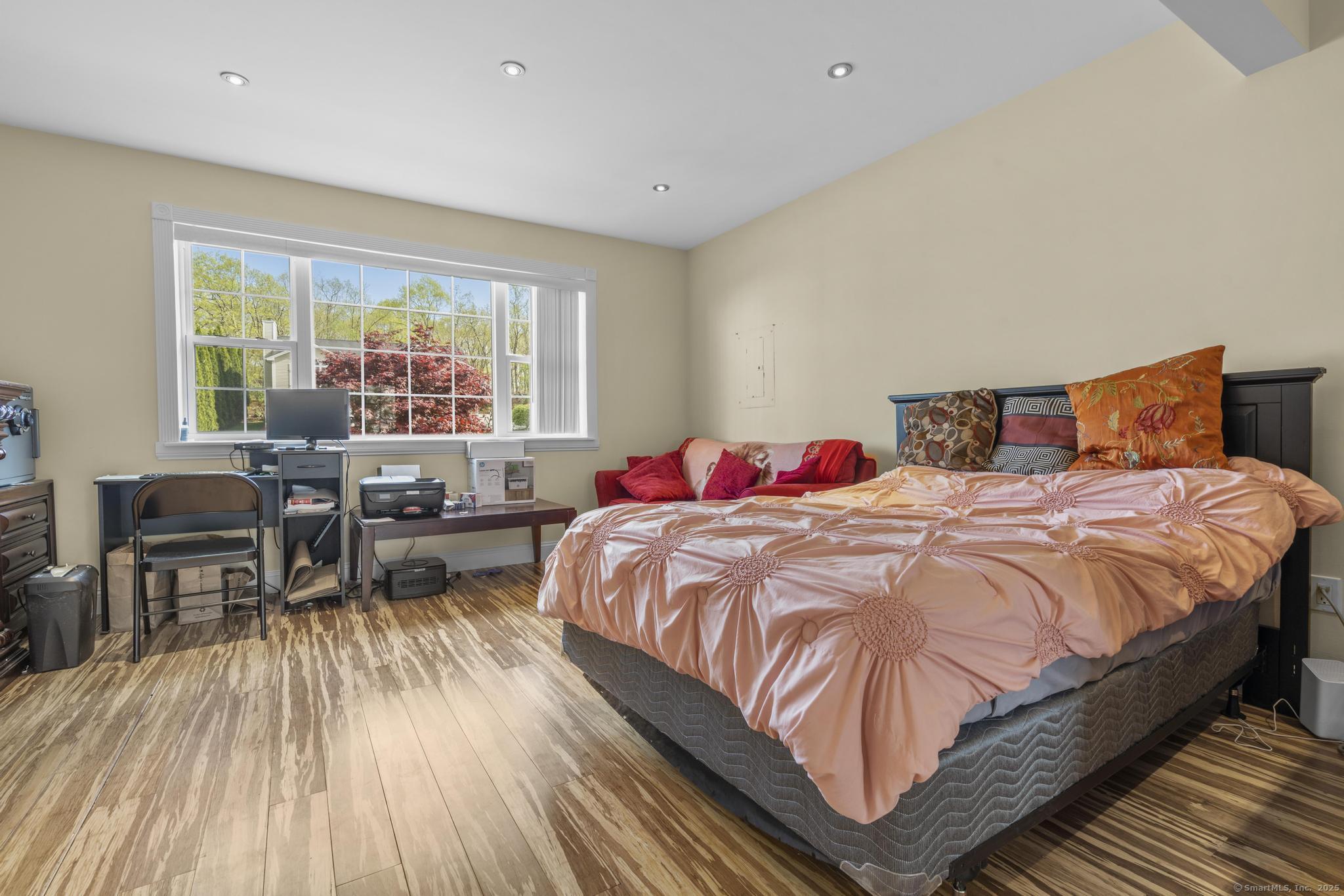 13 Woodcrest Drive, Waterbury, Connecticut image 23
