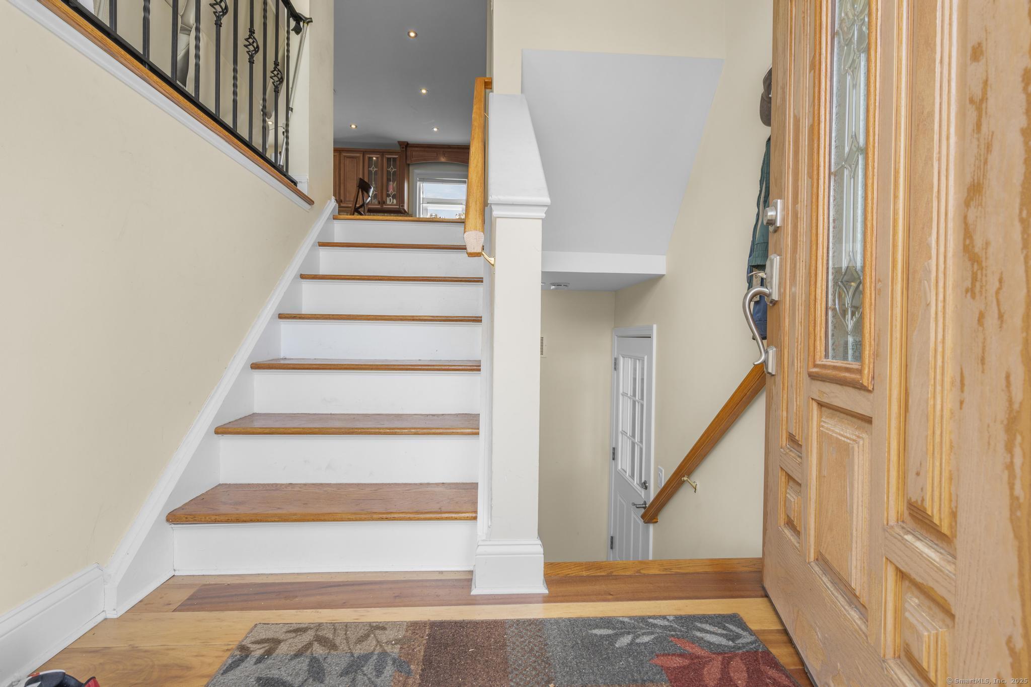 13 Woodcrest Drive, Waterbury, Connecticut image 9