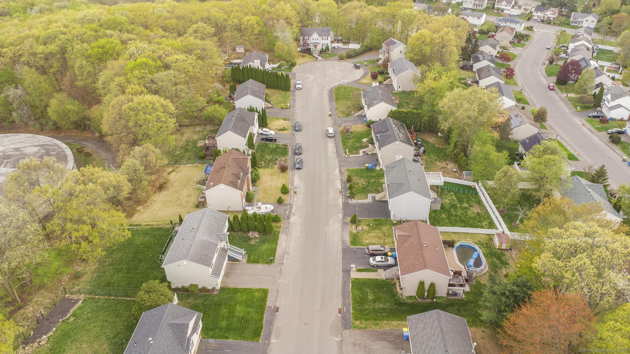 13 Woodcrest Drive, Waterbury, Connecticut image 36