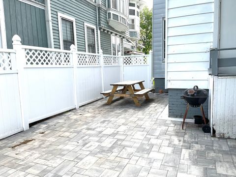 Tiny photo for 604 Orange Street #1B, New Haven, CT 06511 (MLS # 24143807)