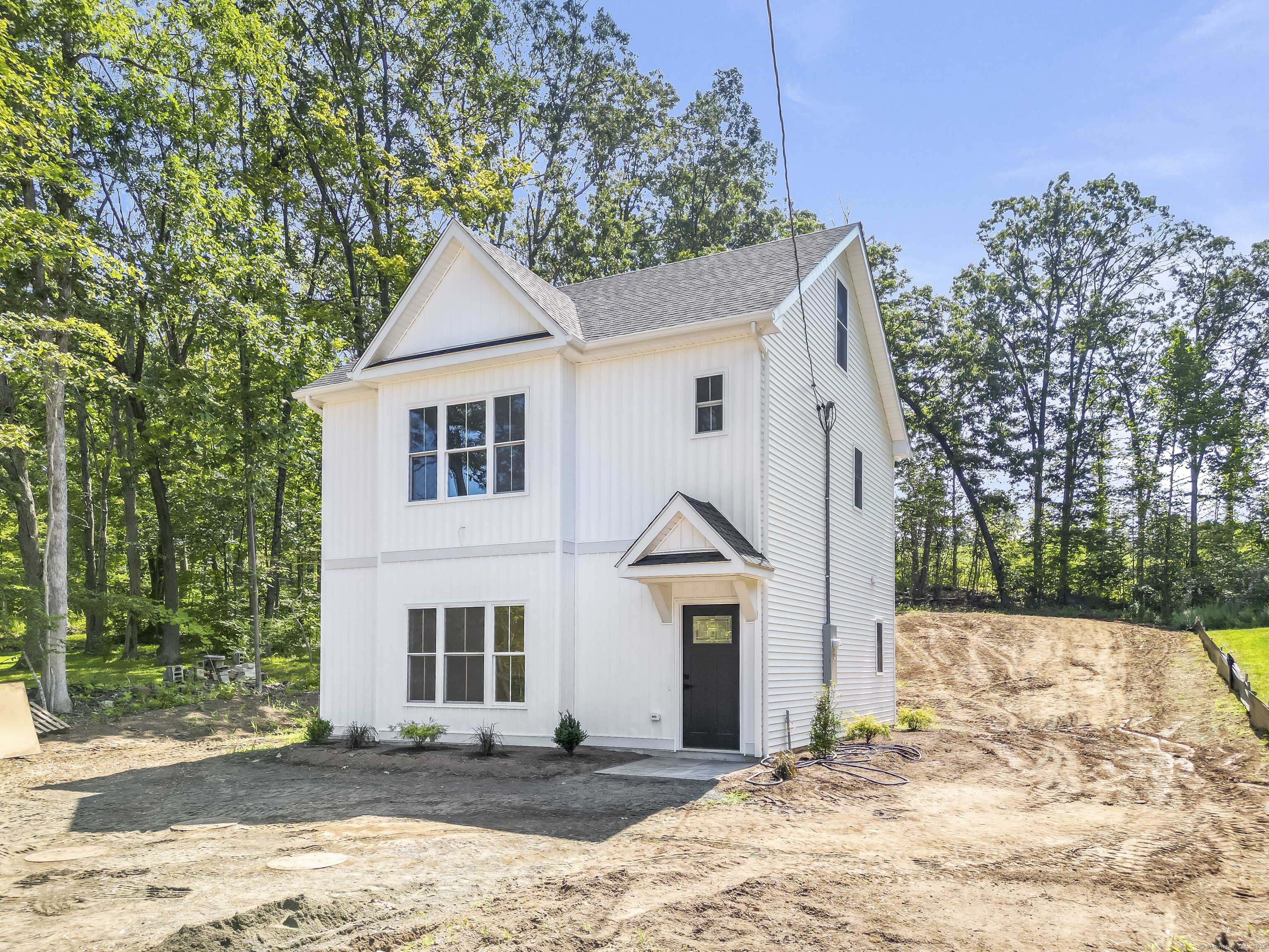 2223 Maple Road