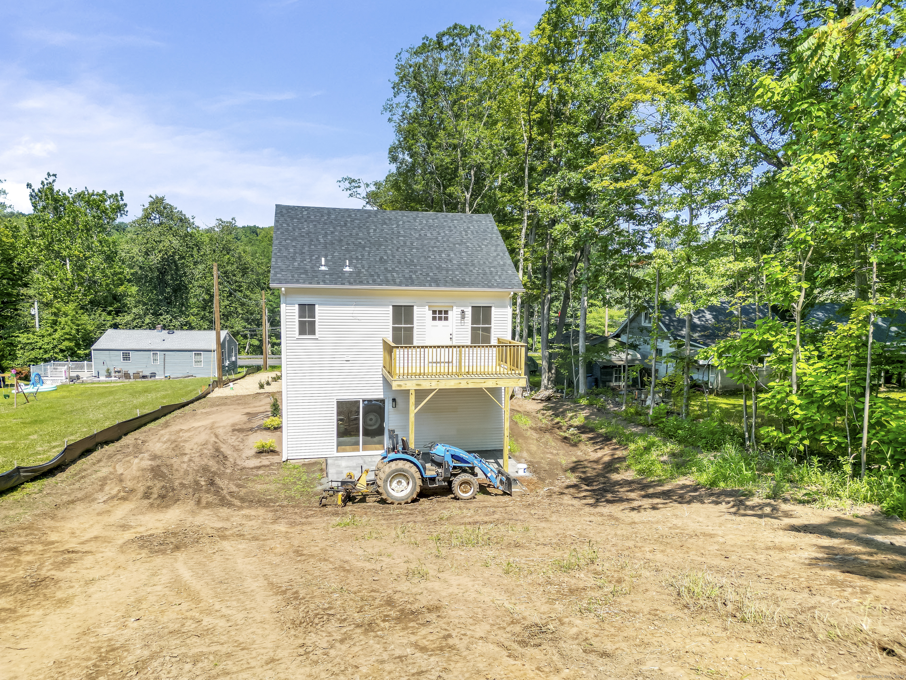 2223 Maple Road