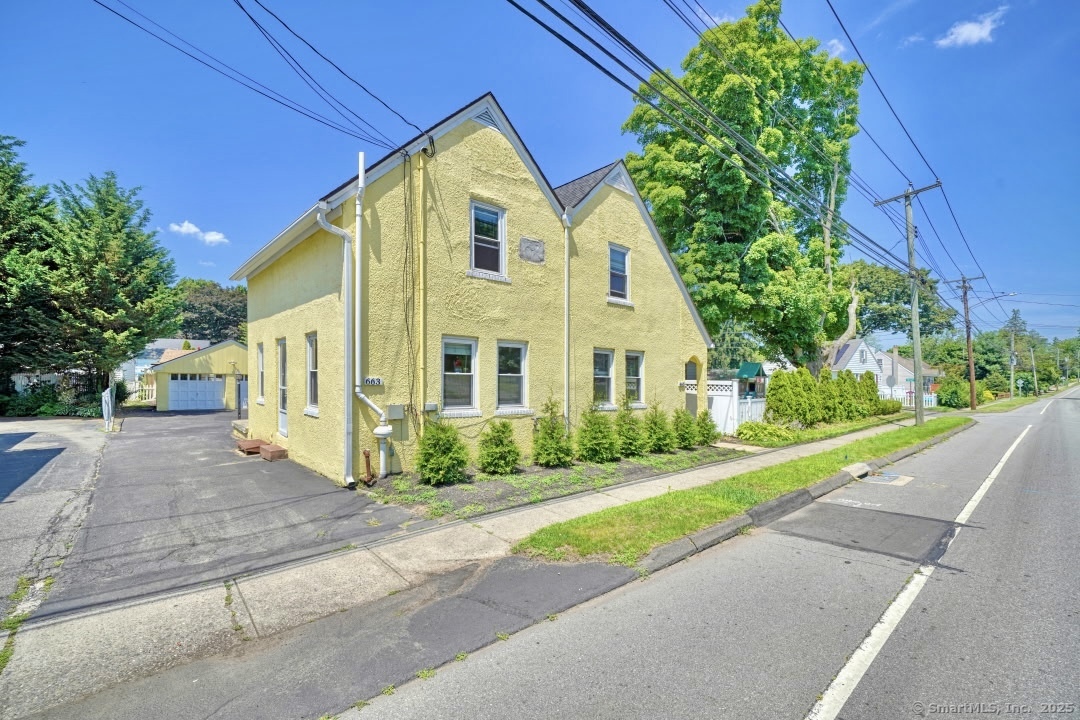 Property for Sale at E Main Street, Stratford, Connecticut - Bedrooms: 4 
Bathrooms: 2 
Rooms: 8  - $524,999