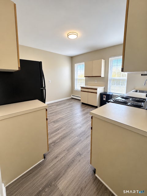 Tiny photo for 640 Elm Street #2R, New Haven, CT 06511 (MLS # 24205776)