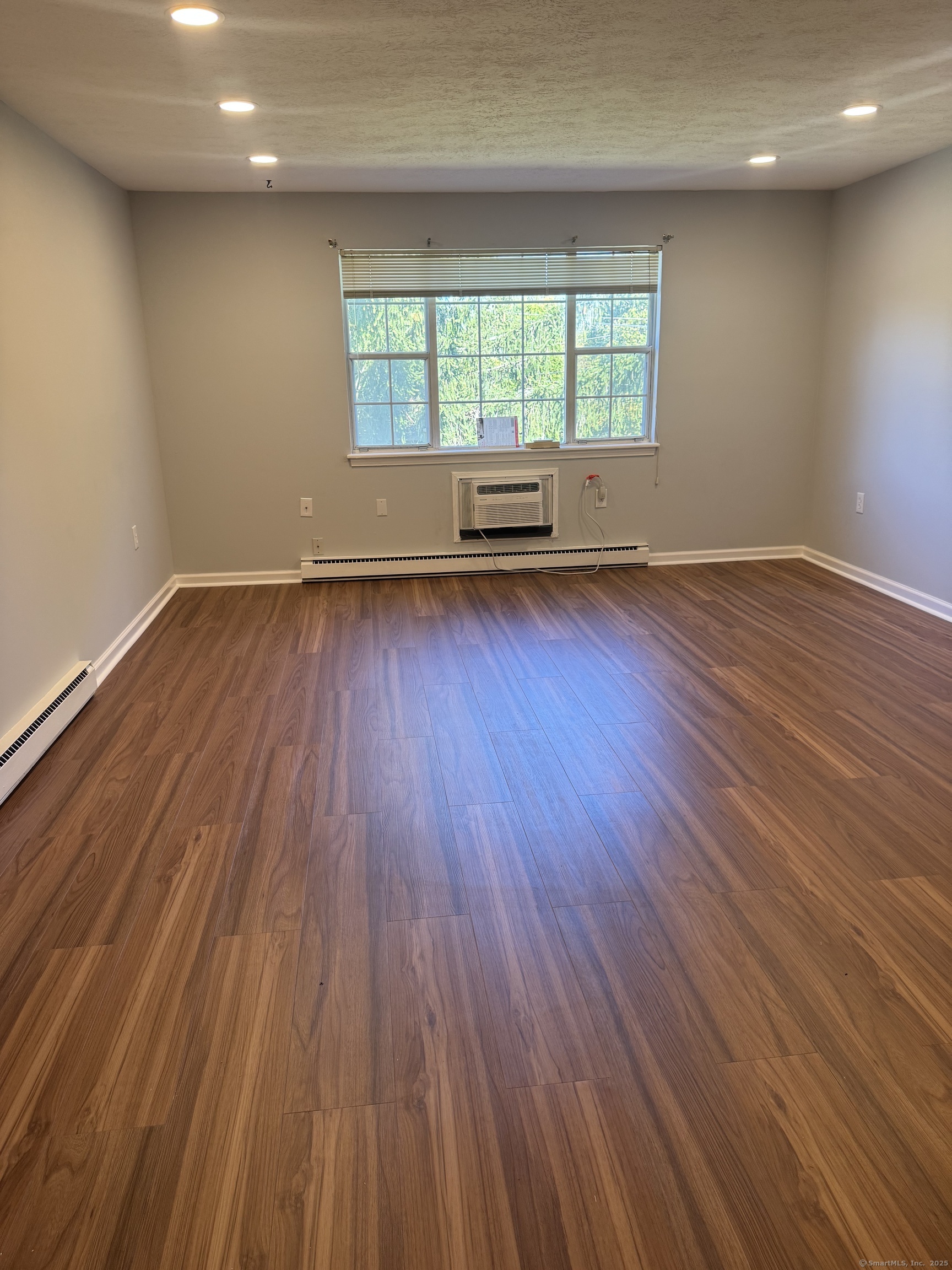 103 Horse Pond Road APT E