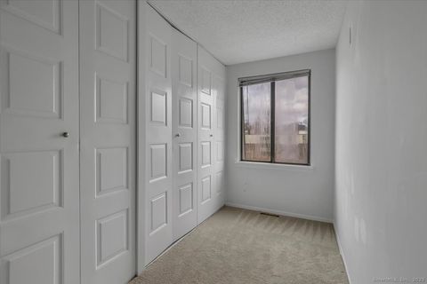 Tiny photo for 3 Trolley Crossing Lane #3, Middletown, CT 06457 (MLS # 24144872)