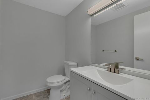 Tiny photo for 3 Trolley Crossing Lane #3, Middletown, CT 06457 (MLS # 24144872)