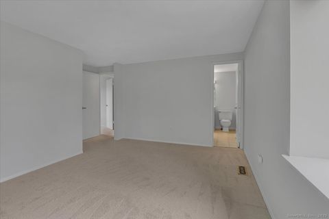 Tiny photo for 3 Trolley Crossing Lane #3, Middletown, CT 06457 (MLS # 24144872)