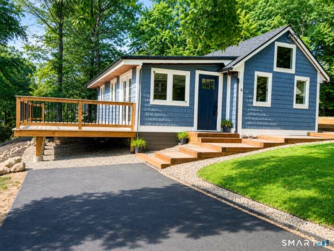 Homes For Sale - 4 Mohawk Trail<br/> East Hampton, CT 06424