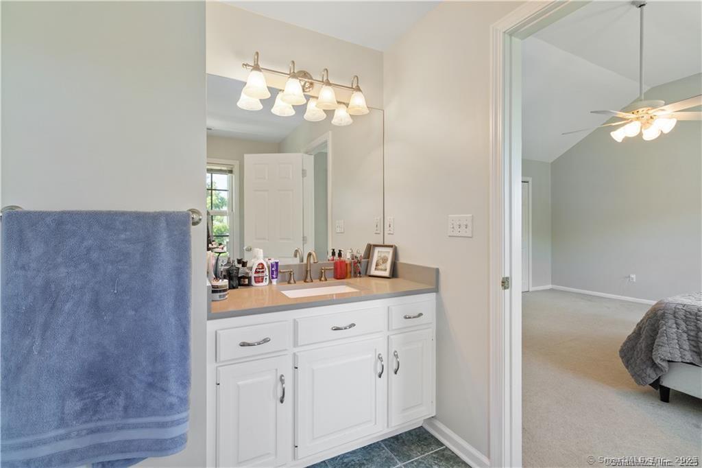 14 Mayflower Lane, Shelton, Connecticut image 18