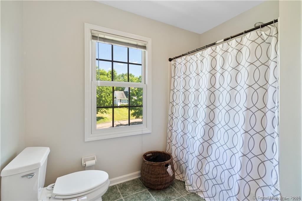 14 Mayflower Lane, Shelton, Connecticut image 23