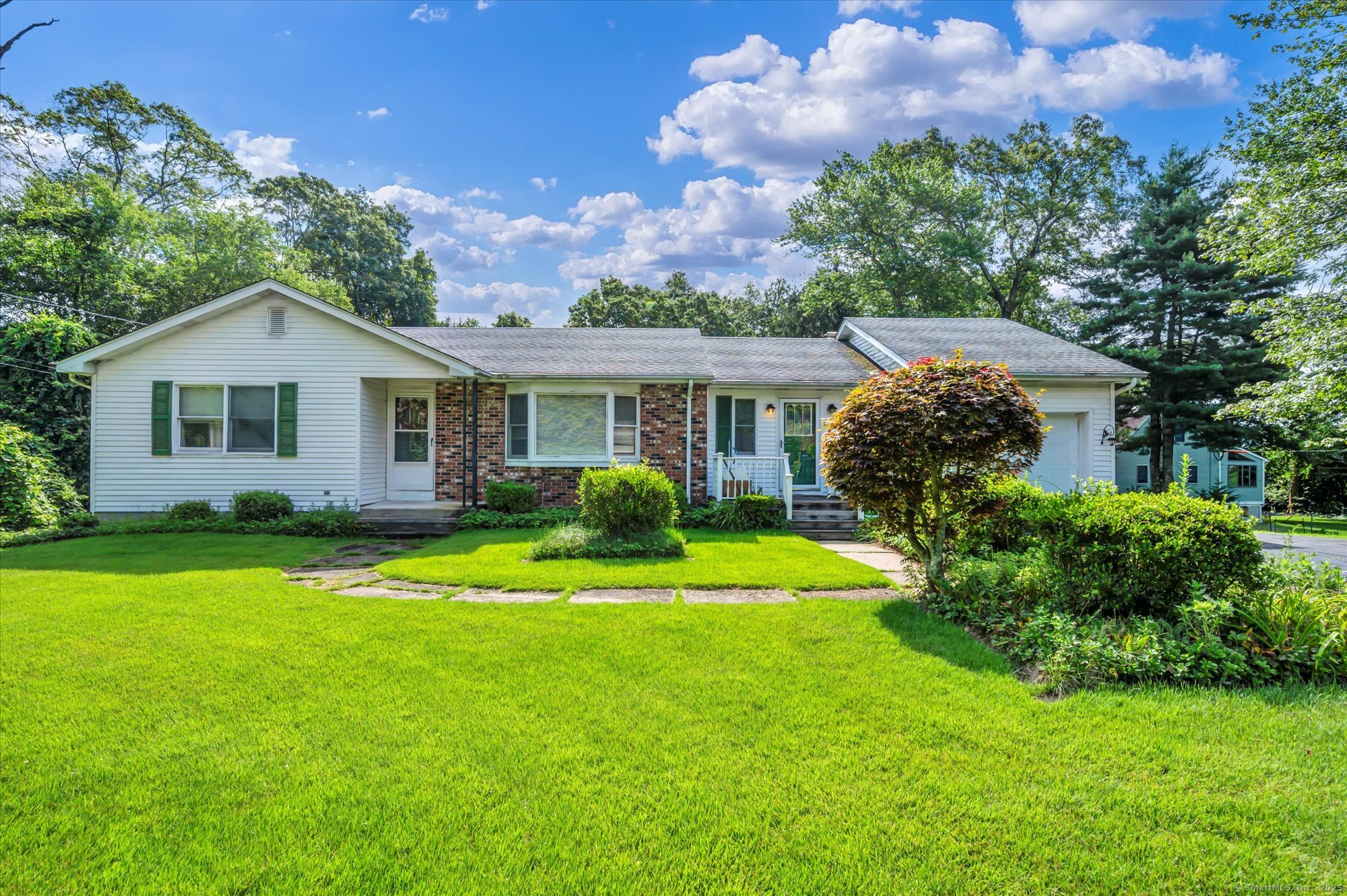 Ledyard, Connecticut 06339, United States, 3 Bedrooms Bedrooms, ,2 BathroomsBathrooms,Residential,Active,174379