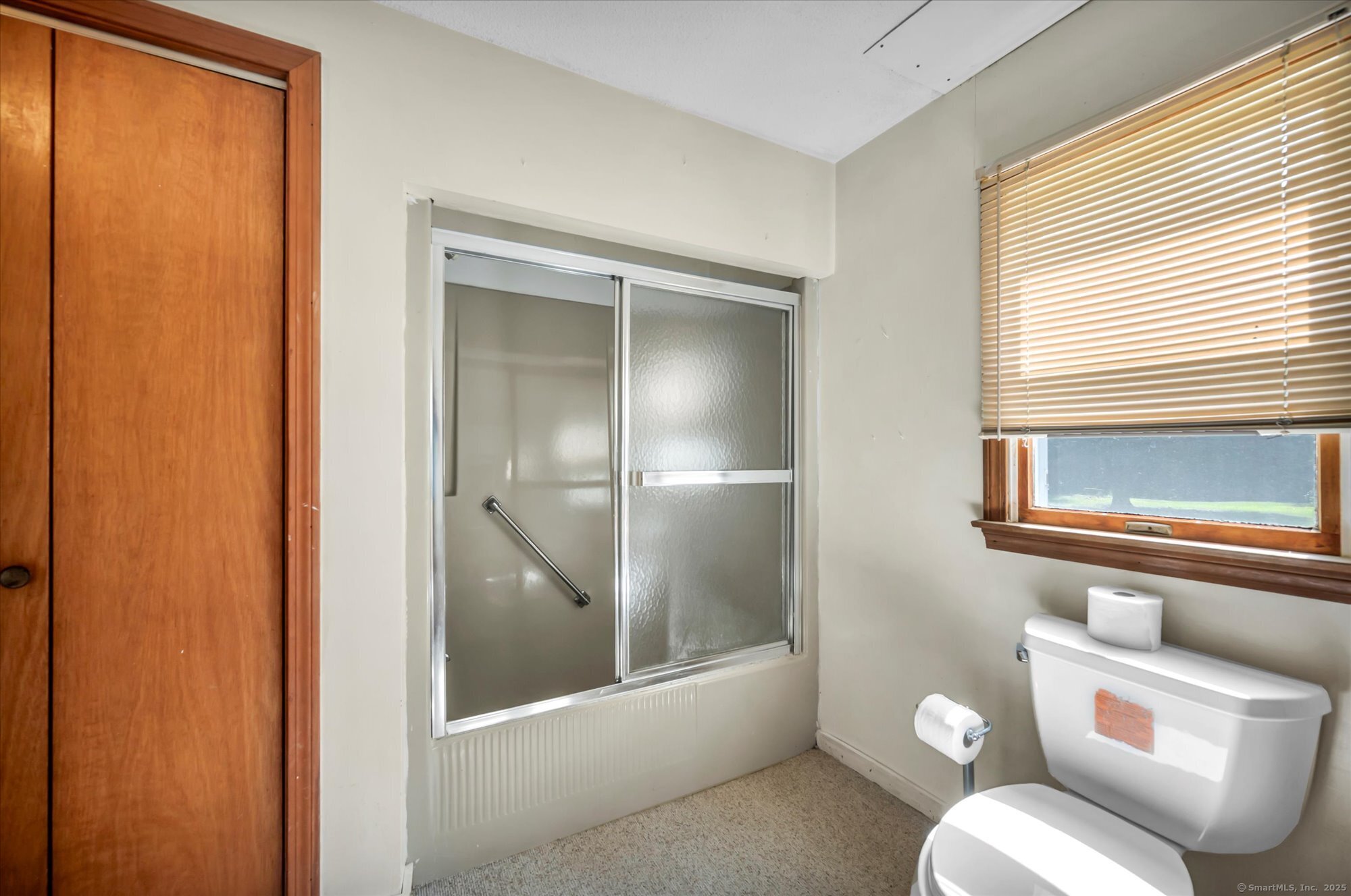 Ledyard, Connecticut 06339, United States, 3 Bedrooms Bedrooms, ,2 BathroomsBathrooms,Residential,Active,174379