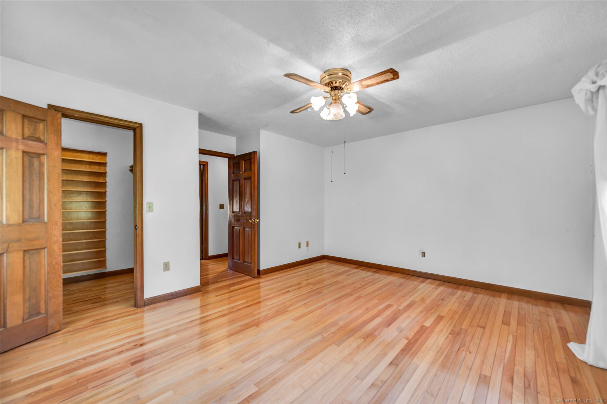 Ledyard, Connecticut 06339, United States, 3 Bedrooms Bedrooms, ,2 BathroomsBathrooms,Residential,Active,174379