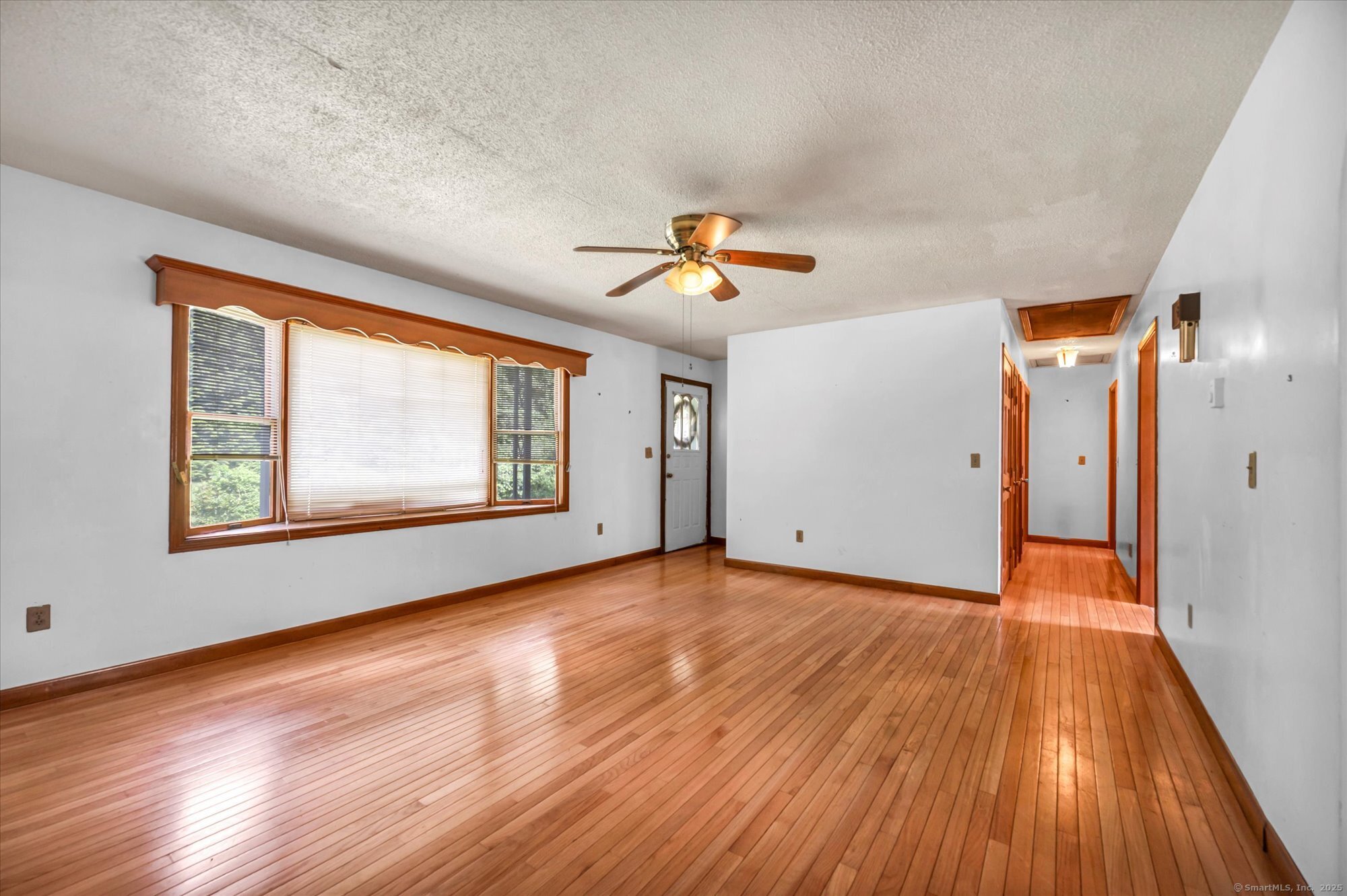 Ledyard, Connecticut 06339, United States, 3 Bedrooms Bedrooms, ,2 BathroomsBathrooms,Residential,Active,174379