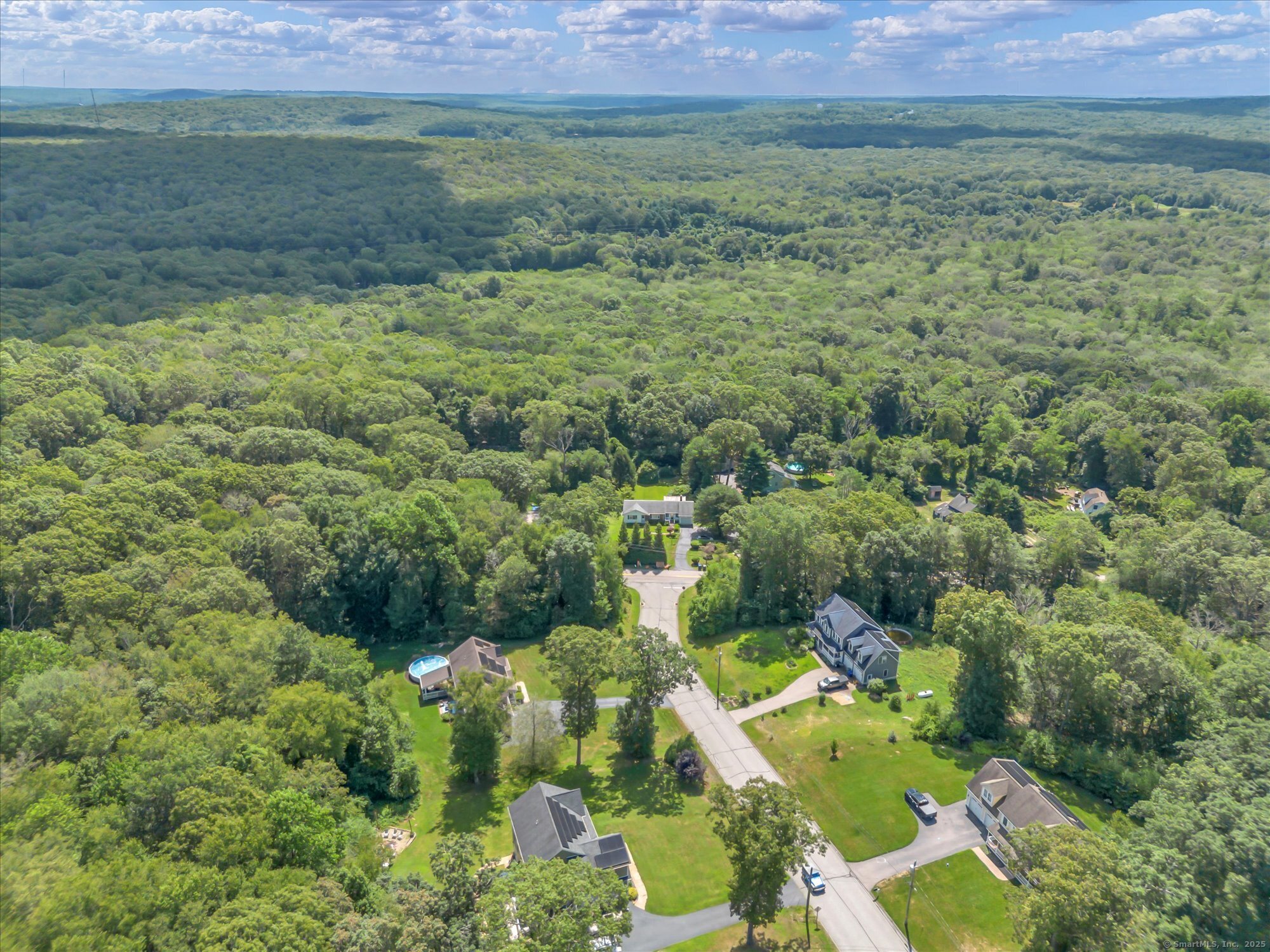 Ledyard, Connecticut 06339, United States, 3 Bedrooms Bedrooms, ,2 BathroomsBathrooms,Residential,Active,174379