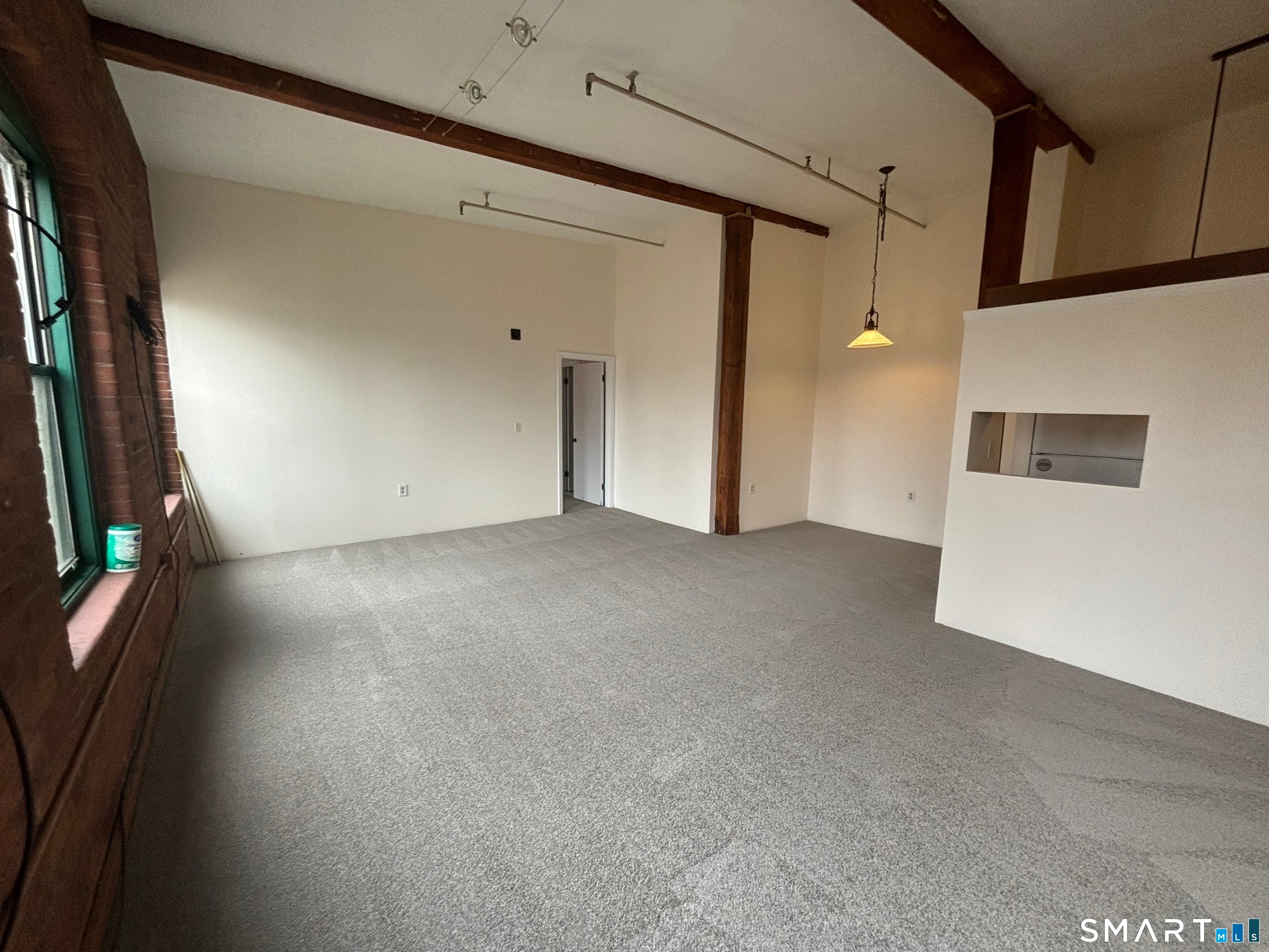 222 Williams Street East 407