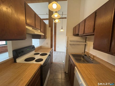 Tiny photo for 222 Williams Street E #407, Glastonbury, CT 06033 (MLS # 24213639)