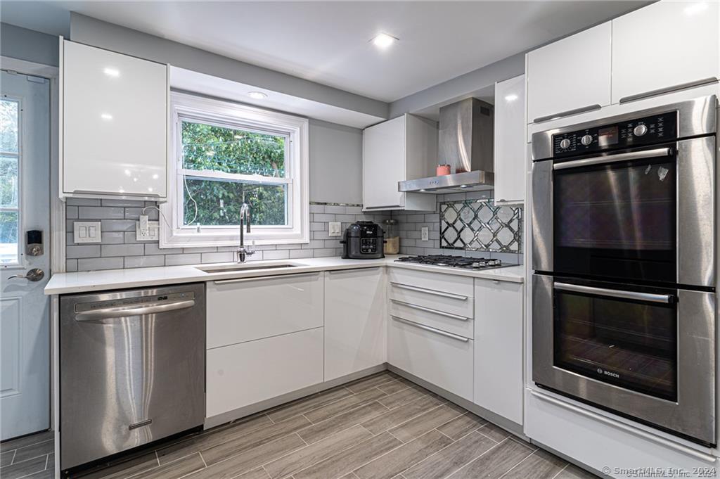 1075 Chopsey Hill Road, Bridgeport, Connecticut image 7