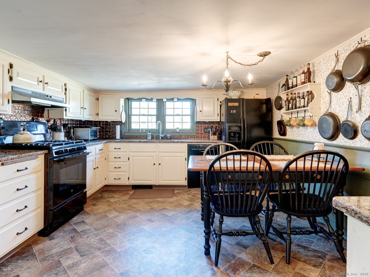 114 Elm Street, Windsor Locks, Connecticut image 4