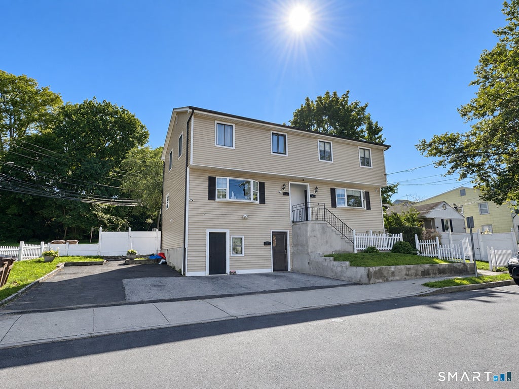 Photo of 4 Van Buskirk Avenue, Stamford, CT 06902 (MLS # 24206089)