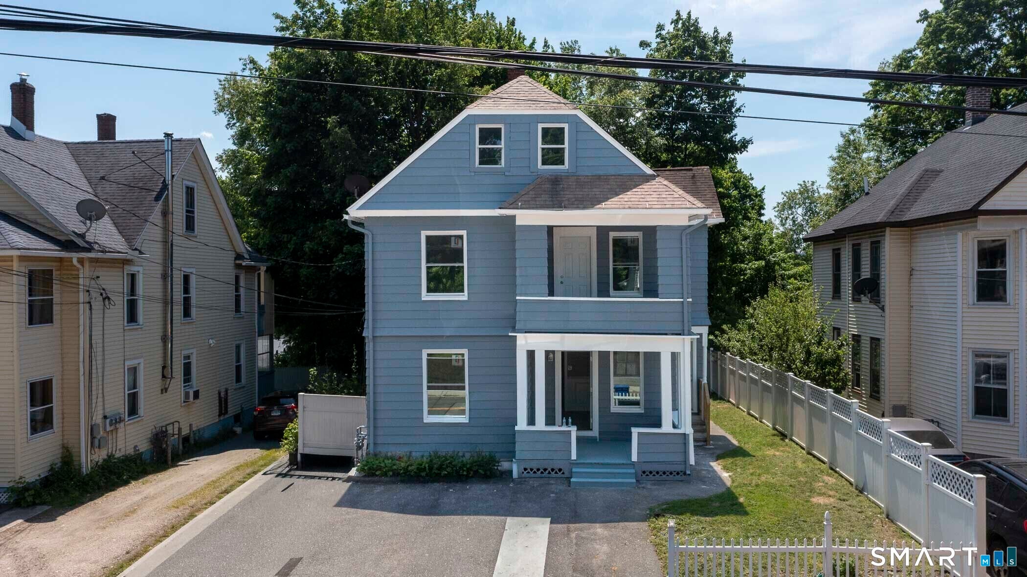 218 East Pearl Street