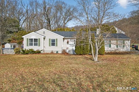 15 Cinnamon Ridge Drive North Branford CT 06471