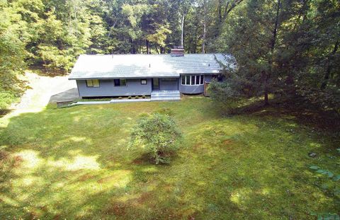 45 Wayside Lane Redding CT 06896