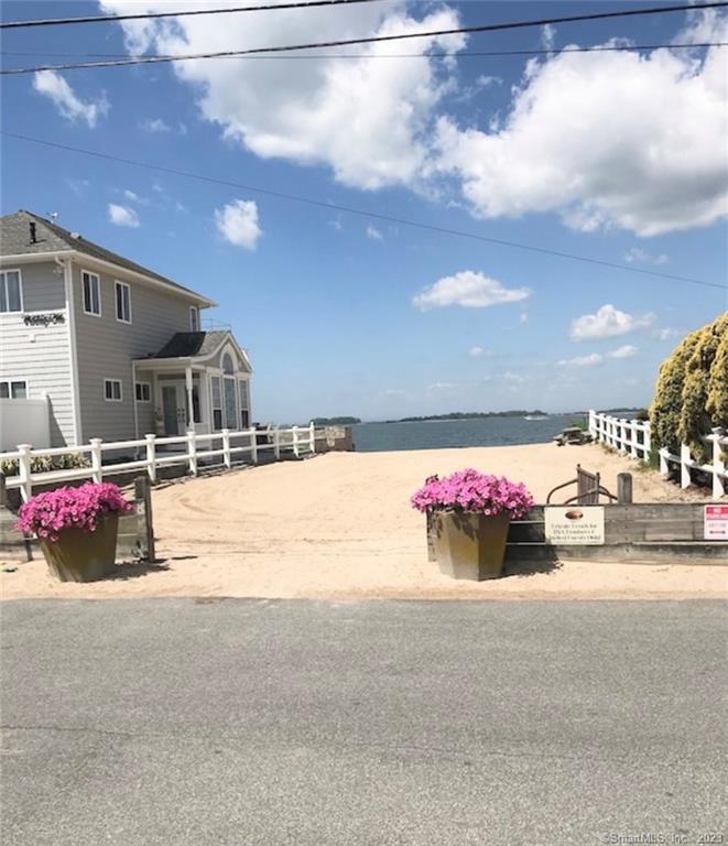 35 Hammock Parkway, Clinton, Connecticut image 1