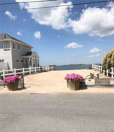 35 Hammock Parkway Clinton CT 06413