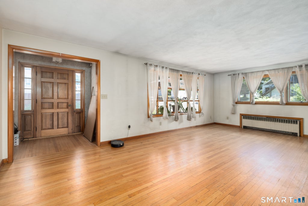Photo of 115 Hauser Street, Waterbury, CT 06704 (MLS # 24204569)