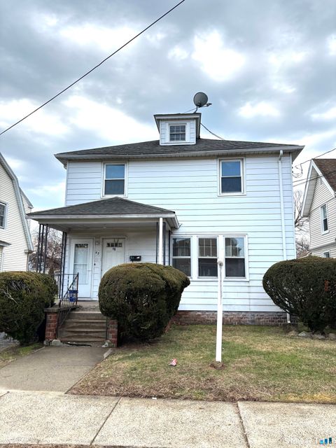 Multifamily For Sale - 82 Noble Street<br/> West Haven, CT 06516