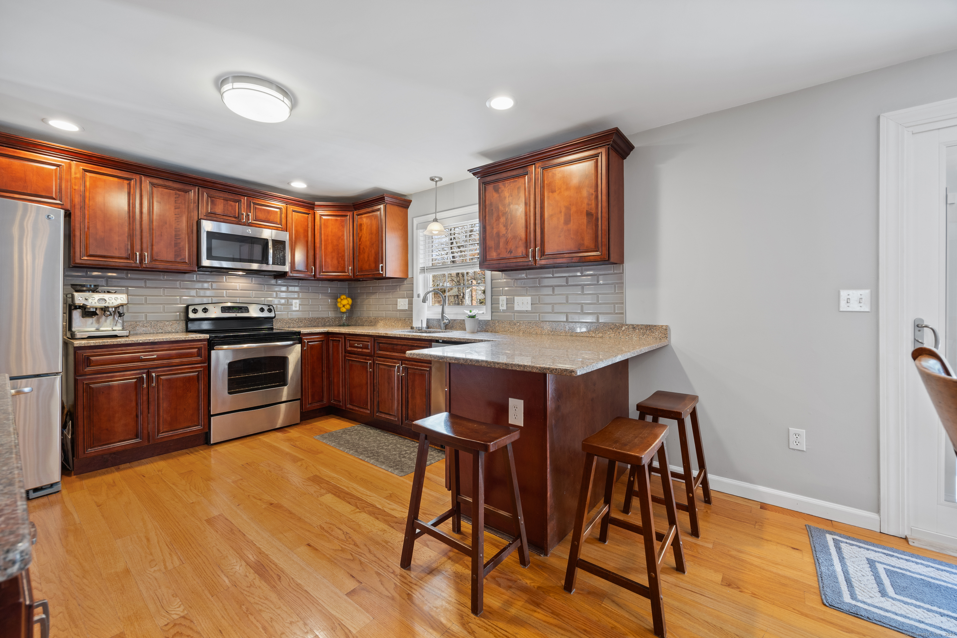 160 Birch Drive, Cheshire, Connecticut image 6