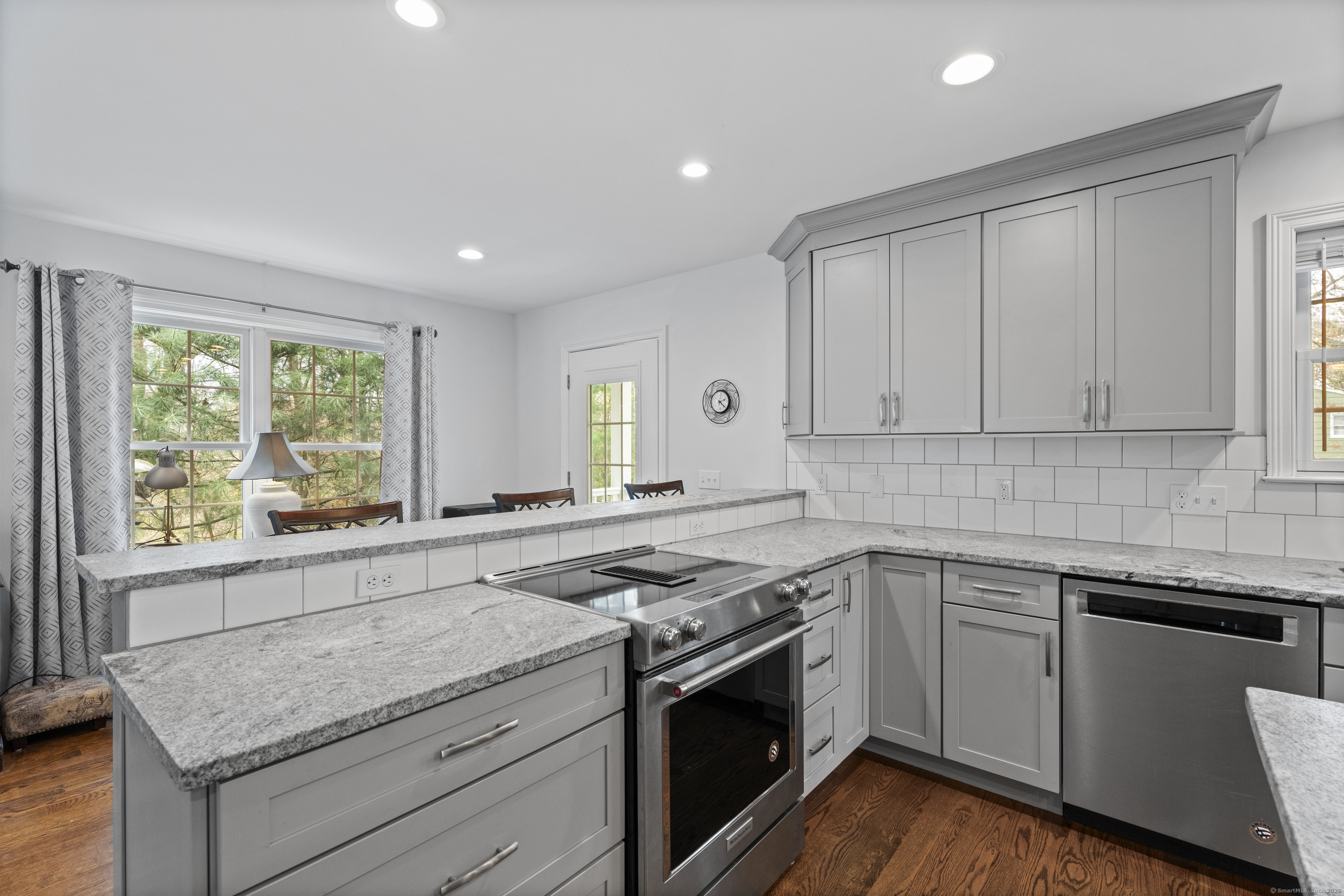 1470 Sylvan Avenue, Trumbull, Connecticut image 13