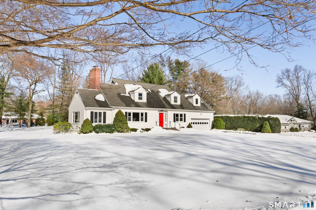 Photo of 107 Stonehedge Drive N, Greenwich, CT 06831 (MLS # 24151904)