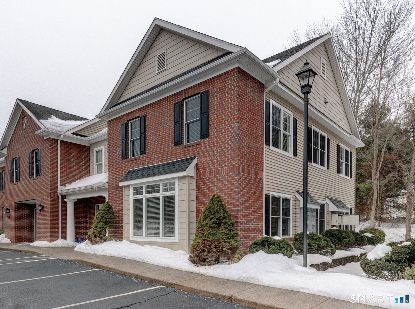 225 Oakland Road 301