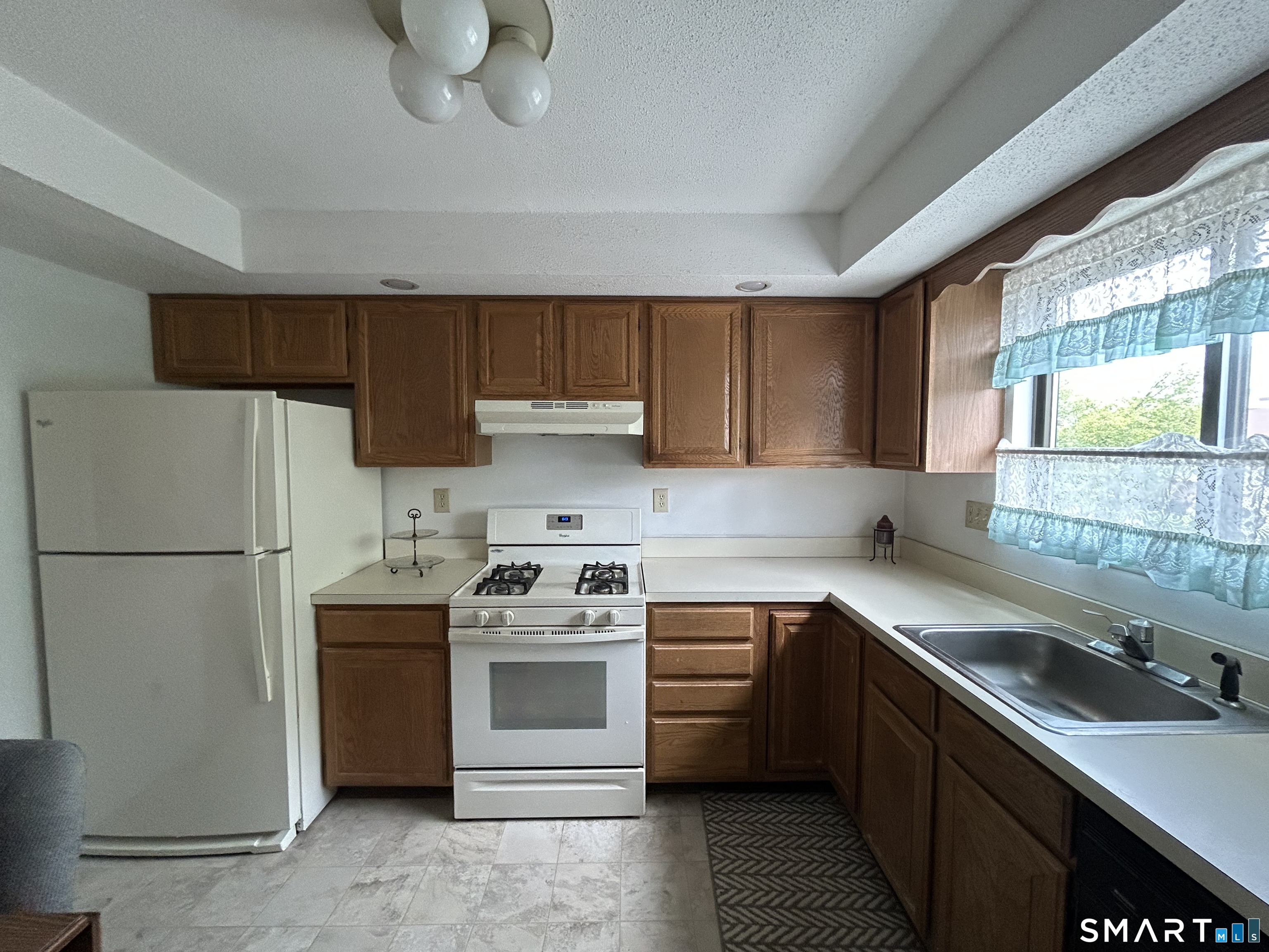 184 Concord Court 184