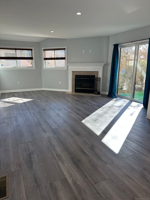 Tiny photo for 13 Deer Run #13, Bethel, CT 06801 (MLS # 24135417)