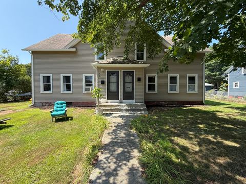 22 2nd Street Plainfield CT 06374