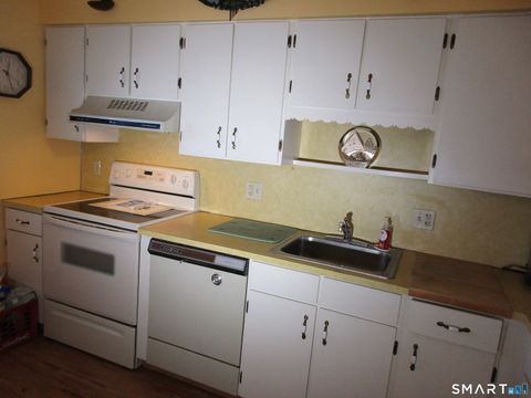 Tiny photo for 85 Viscount Drive #B22, Milford, CT 06460 (MLS # 24153776)