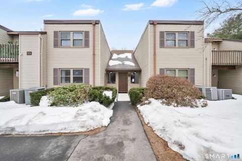 Condo For Sale - 1011 Twin Circle Drive #1011<br/> South Windsor, CT 06074