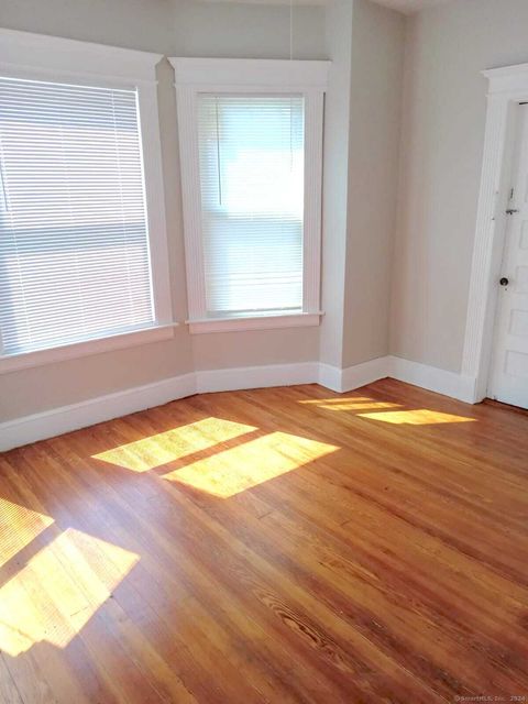 Tiny photo for 121 Lounsbury Street #3E, Waterbury, CT 06706 (MLS # 24150253)