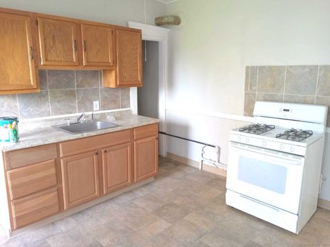 Tiny photo for 121 Lounsbury Street #3E, Waterbury, CT 06706 (MLS # 24150253)