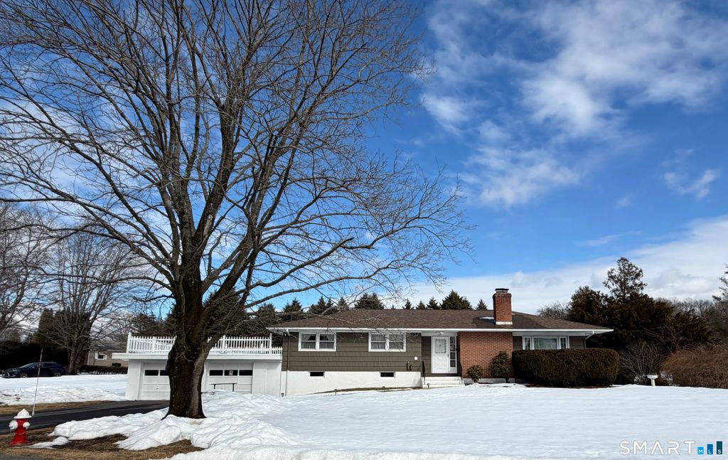 Photo of 233 Conrad Street, Naugatuck, CT 06770 (MLS # 24155664)